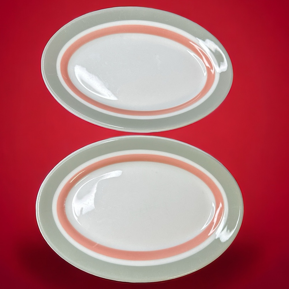 Vintage 1950’s Oval Shenango 9.5” Plates (2)